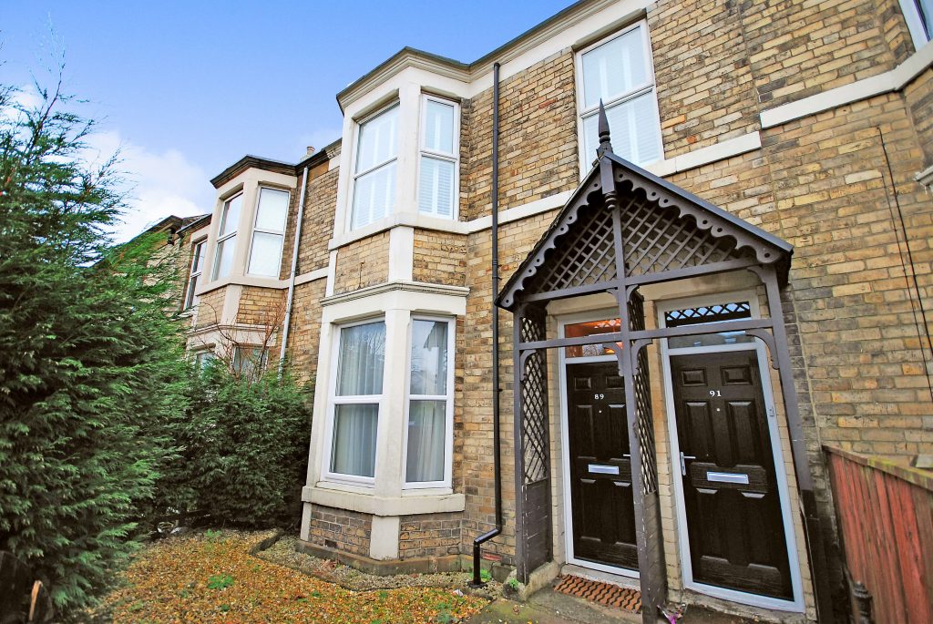 2 BEDROOM GROUND FLOOR FLAT, SALTERS ROAD, GOSFORTH
