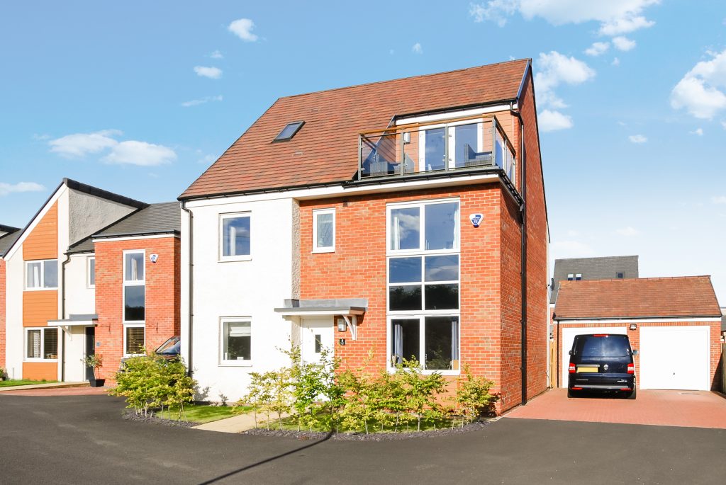 5 BEDROOM DETACHED HOUSE, LAMBLEY WAY, NEWCASTLE GREAT PARK