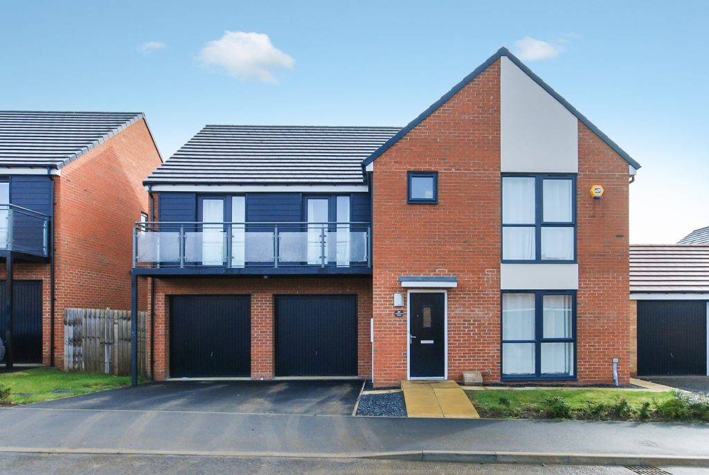 5 BEDROOM DETACHED HOUSE, ASHWOOD CLOSE, NEWCASTLE GREAT PARK