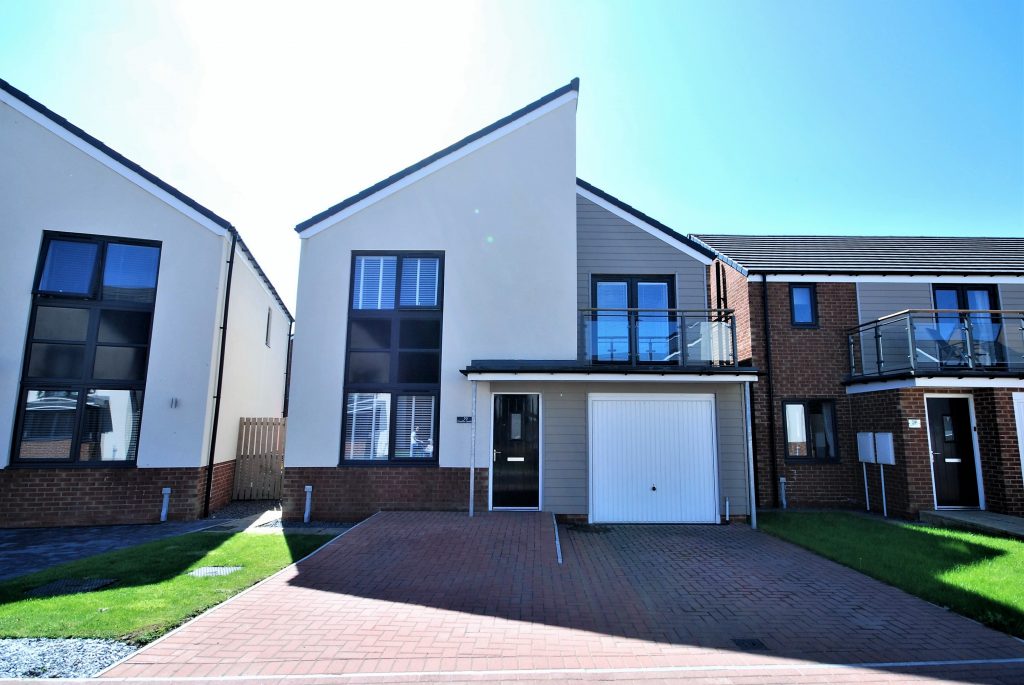 4 BEDROOM DETACHED HOUSE, GREVILLE GARDENS, NEWCASTLE GREAT PARK