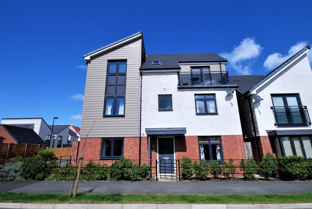 4 BEDROOM DETACHED HOUSE, LEASINGTHORNE WAY, NEWCASTLE GREAT PARK