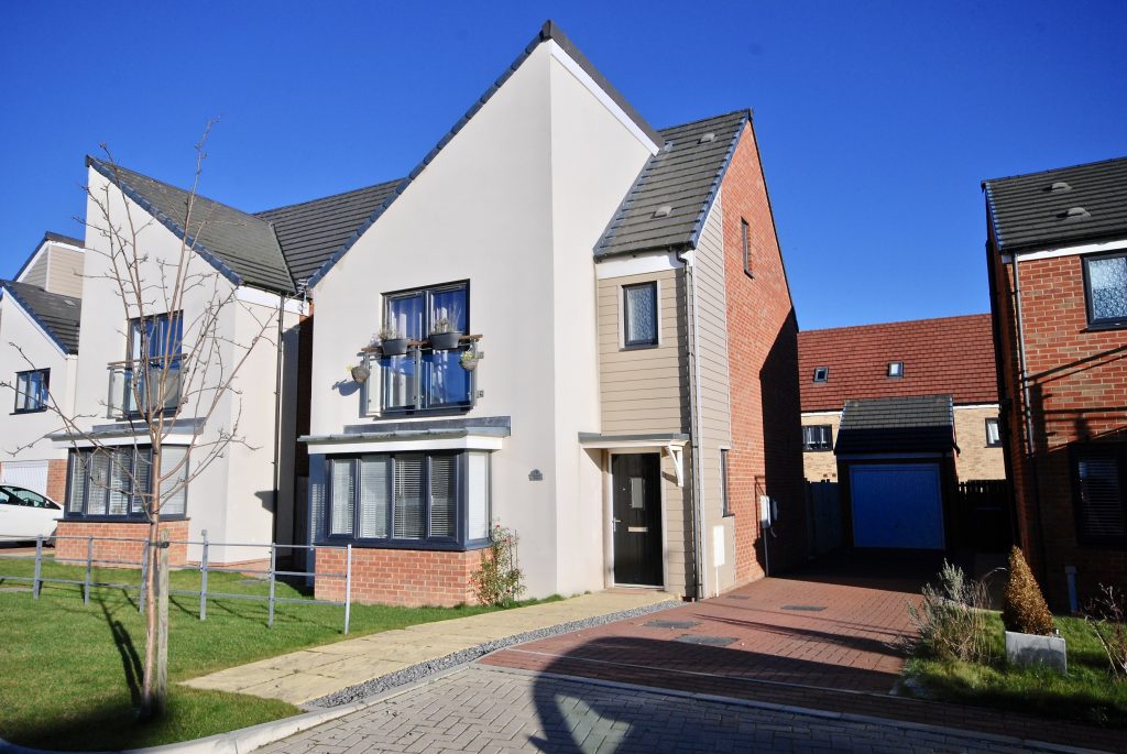 4 BEDROOM DETACHED HOUSE TO LET ON NETTLESWORTH AVE, NEWCASTLE GREAT PARK