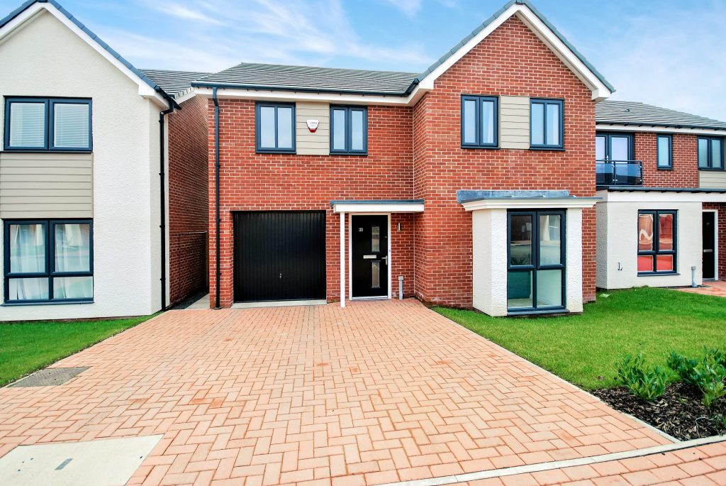 4 BEDROOM HOUSE LET ON BRIDGET GARDENS, NEWCASTLE GREAT PARK