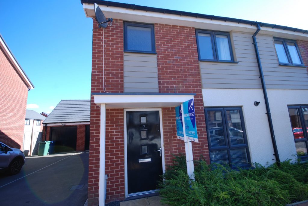3 BEDROOM SEMI-DETACHED HOUSE LET ON BRIDGET GARDENS, NEWCASTLE GREAT PARK