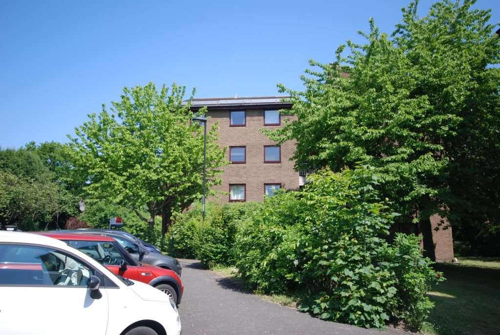 2 BEDROOM APARTMENT LET ON BROAD ASH, SANDYFORD