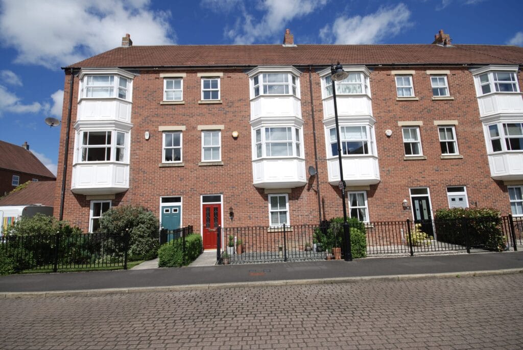 4 BEDROOM TOWNHOUSE SOLD ON WARKWORTH WOODS, NEWCASTLE GREAT PARK