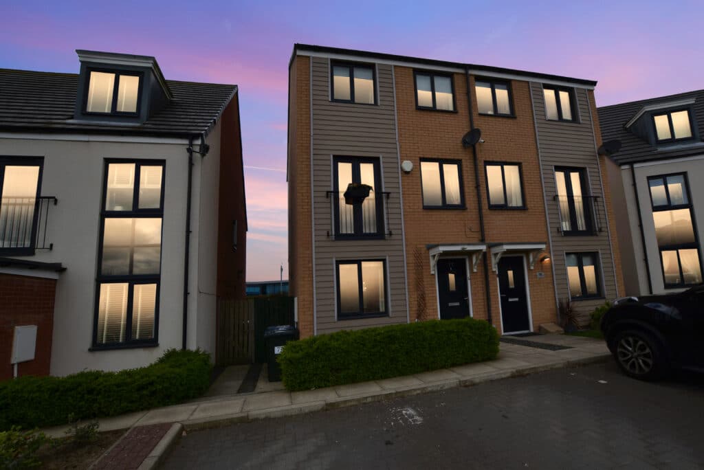 3 BEDROOM HOUSE SOLD ON ELMWOOD PARK COURT, NEWCASTLE GREAT PARK