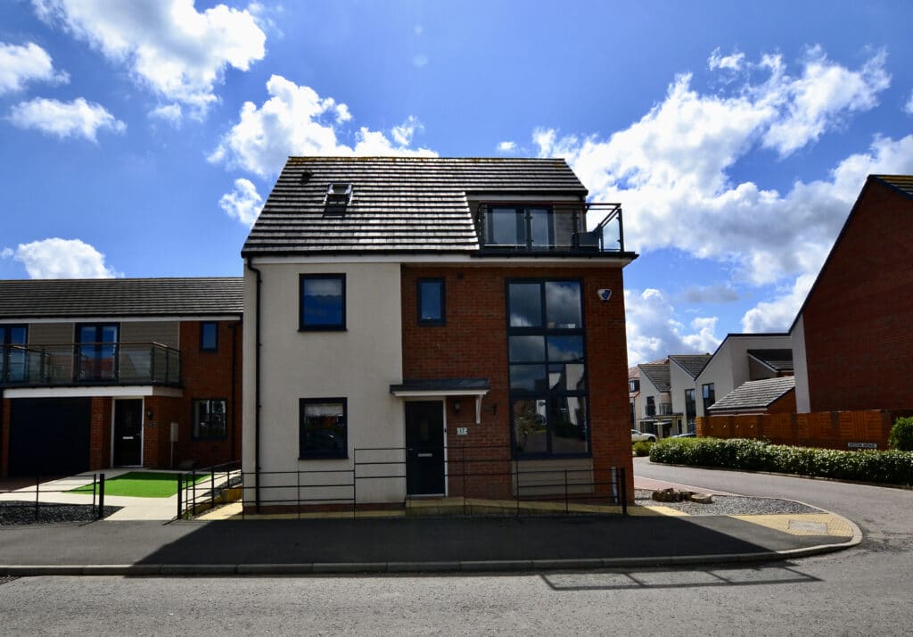 5 BEDROOM HOUSE SOLD ON LYNEMOUTH WAY, NEWCASTLE GREAT PARK