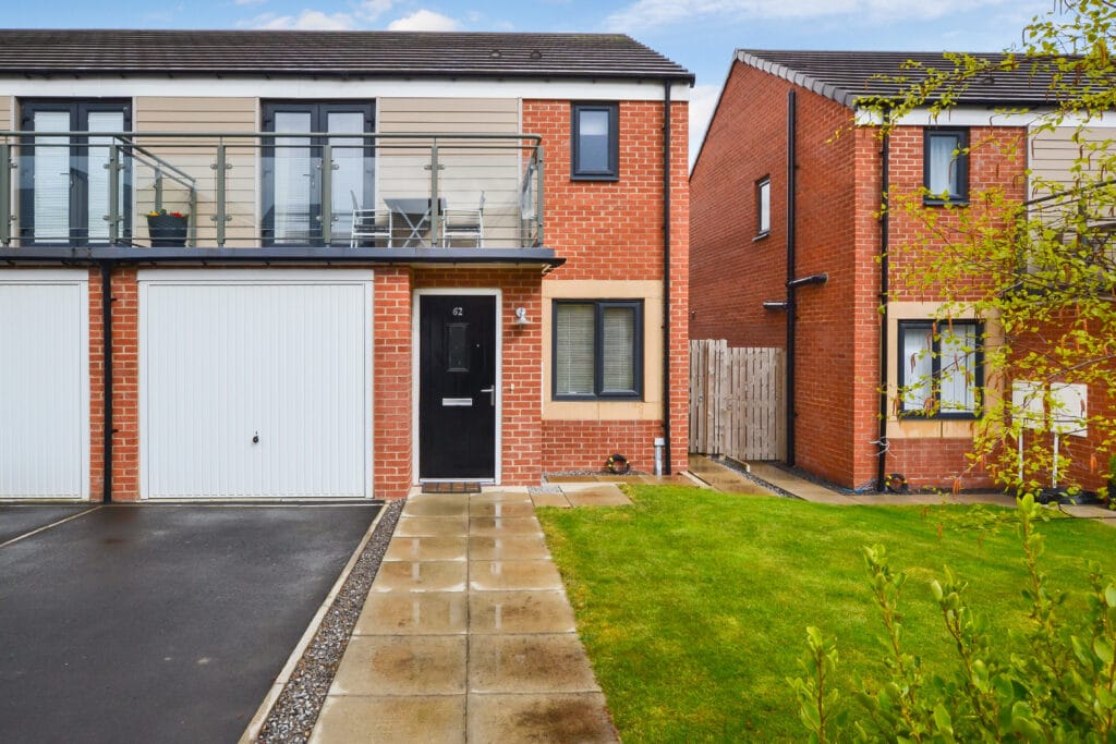 3 BEDROOM SEMI-DETACHED HOUSE LET ON ELMWOOD PARK GARDENS, NEWCASTLE GREAT PARK