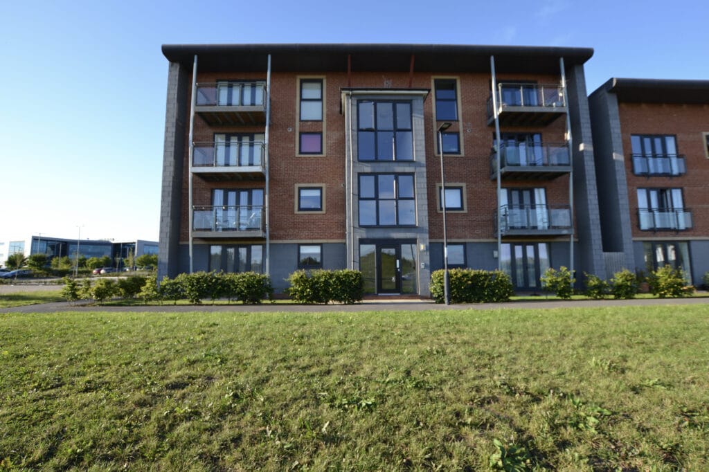2 BEDROOM APARTMENT SOLD ON ELMWOOD PARK COURT, NEWCASTLE GREAT PARK