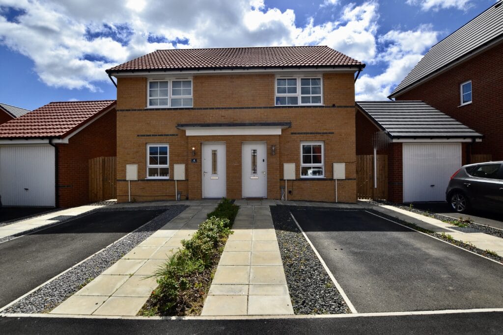 2 BEDROOM HOUSE SOLD ON NEWMARKET CLOSE, NORTH GOSFORTH