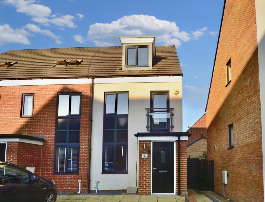 3 BEDROOM TOWNHOUSE SOLD ON MAYNARD STREET, NEWCASTLE GREAT PARK