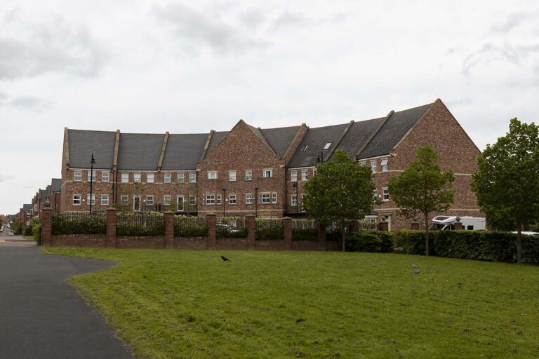 Featherstone Grove - Image 4
